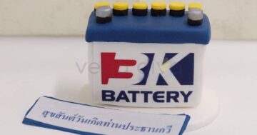 เค้กปั้นน้ำตาล เรียบง่าย.jpg