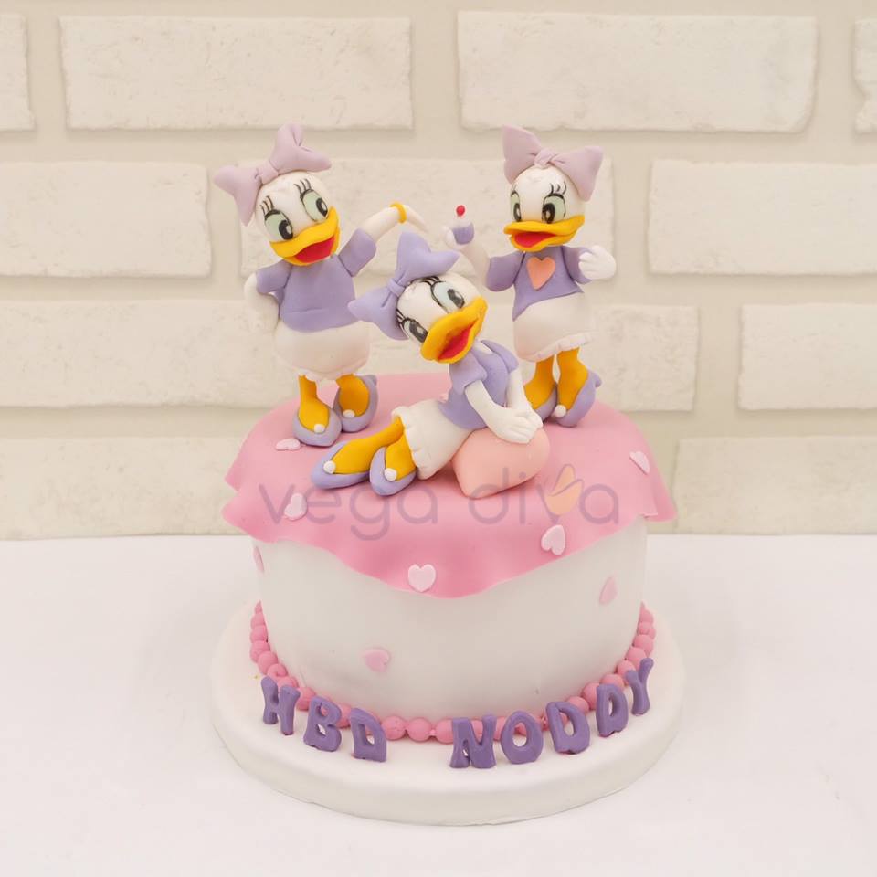 เค้กการ์ตูน เป็ดน้อย Daisy Duck เค้กเซอร์ไพรส์น่ารักถูกใจเด็กน้อย